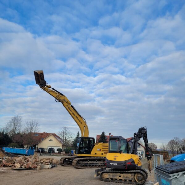 Erbau-Peschke-Maschinenpark